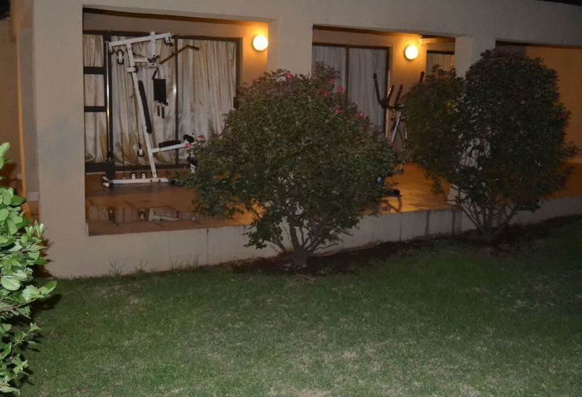 Bed and Breakfast Transit Guest Lodge 19