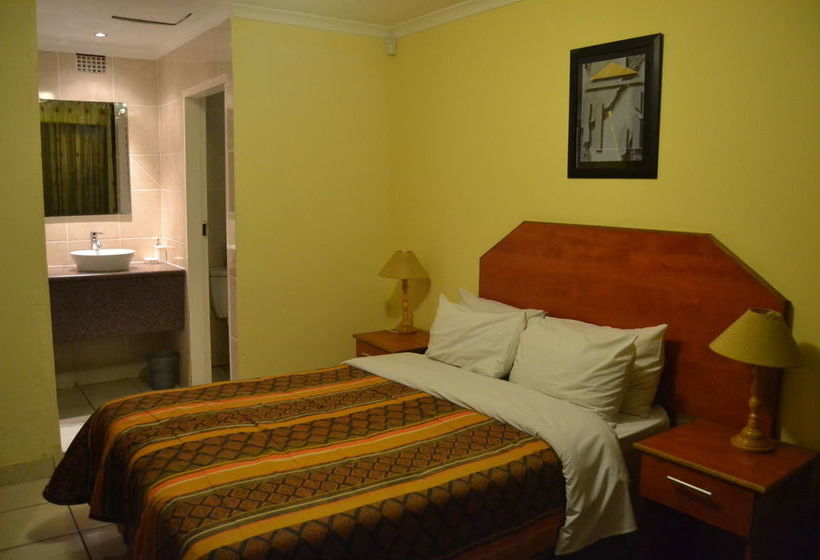 Bed and Breakfast Transit Guest Lodge 2