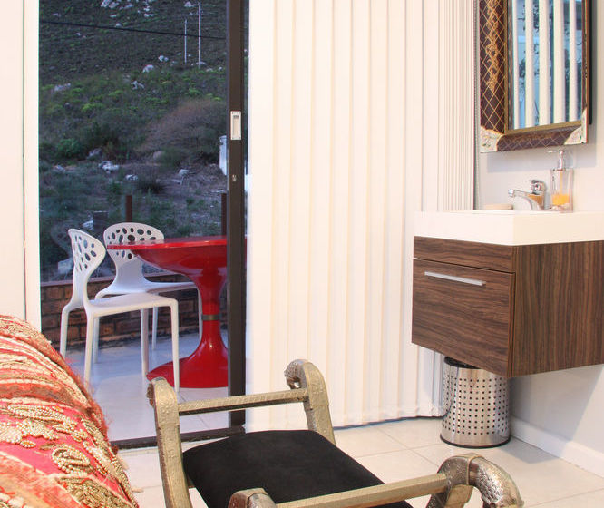 Pension Nantucket Guest House 18