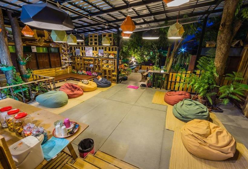 Baan Peang Por Hostel Koh Lipe 1