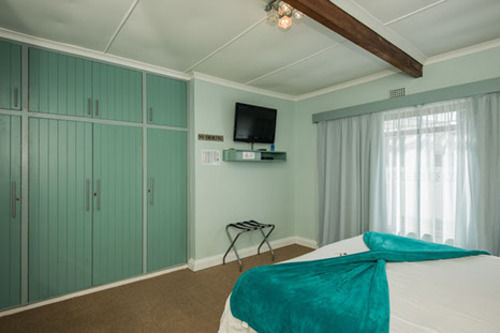 Hotel Whale Coast Lodge 9