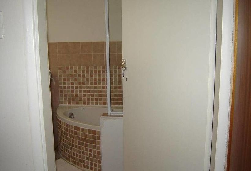 Pension Rivertide Lodge 16