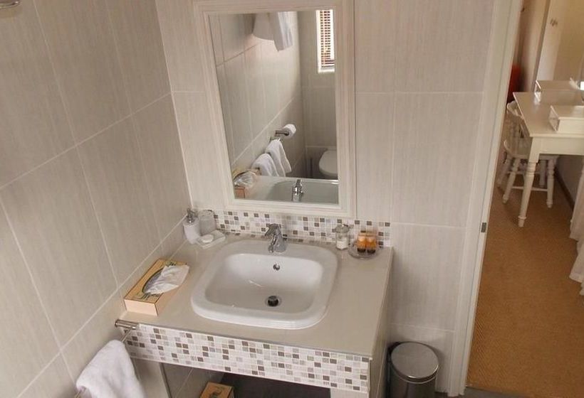 Pension Rivertide Lodge 19