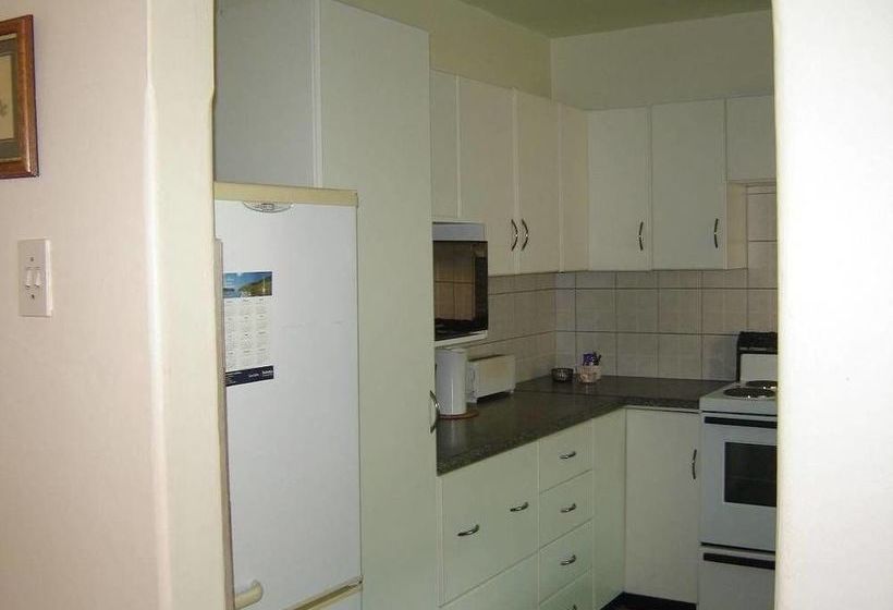 Pension Rivertide Lodge 8