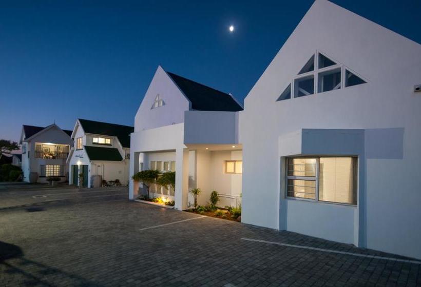 Pension Millard Crescent 13