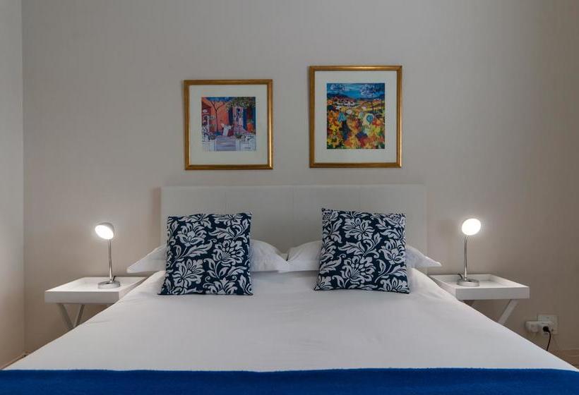 Pension Millard Crescent 4