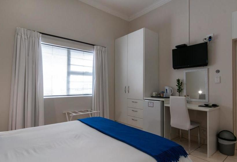 Pension Millard Crescent 6