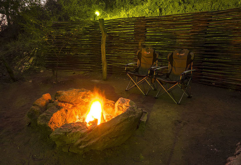 Hotel Raptor Retreat Game Lodge 12