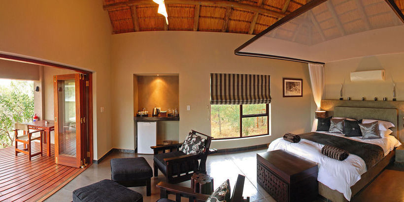 Hotel Raptor Retreat Game Lodge 5