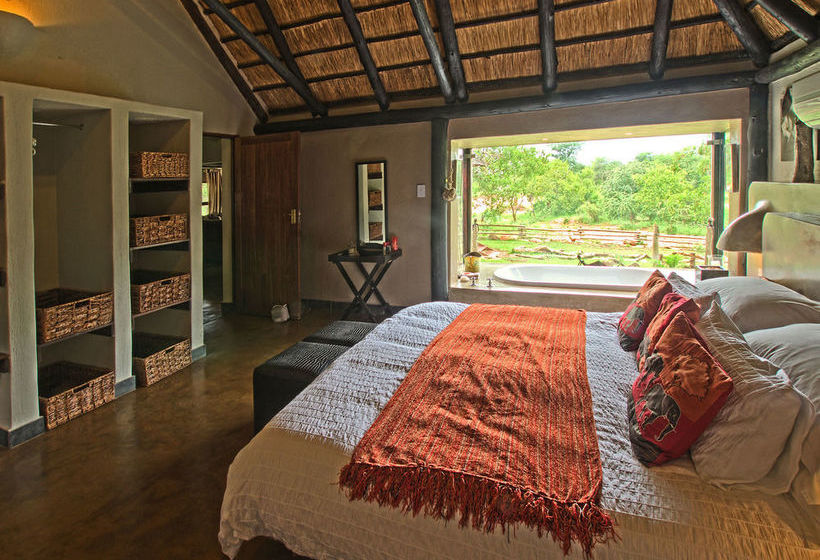 Hotel Raptor Retreat Game Lodge 8