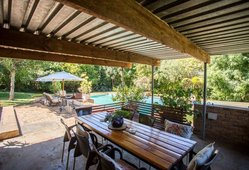 Bed and Breakfast Dirtopia Trail Lodge 9