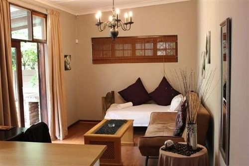 Pension Palm Tree Manor 10