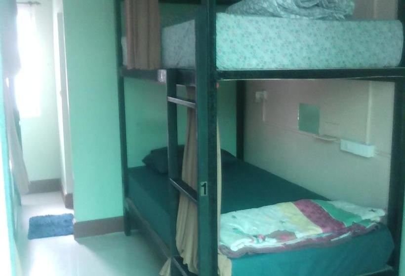 Shanti Hostel Koh Lipe 1