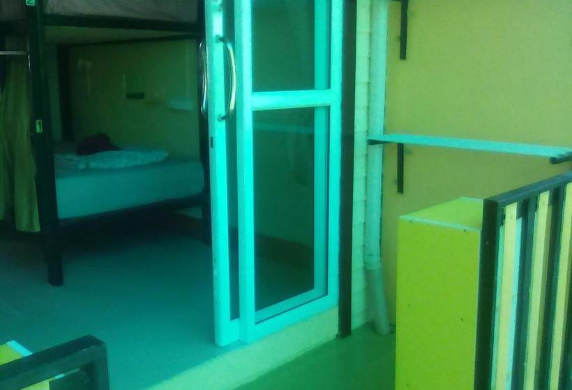 Shanti Hostel Koh Lipe 18