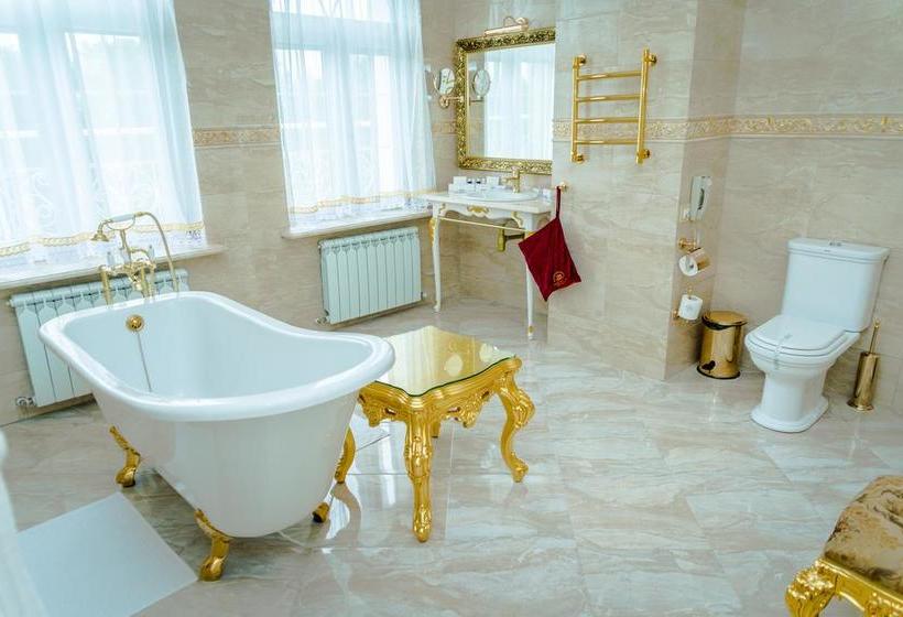 Petrovsky Prichal Luxury Hotel & Spa 11