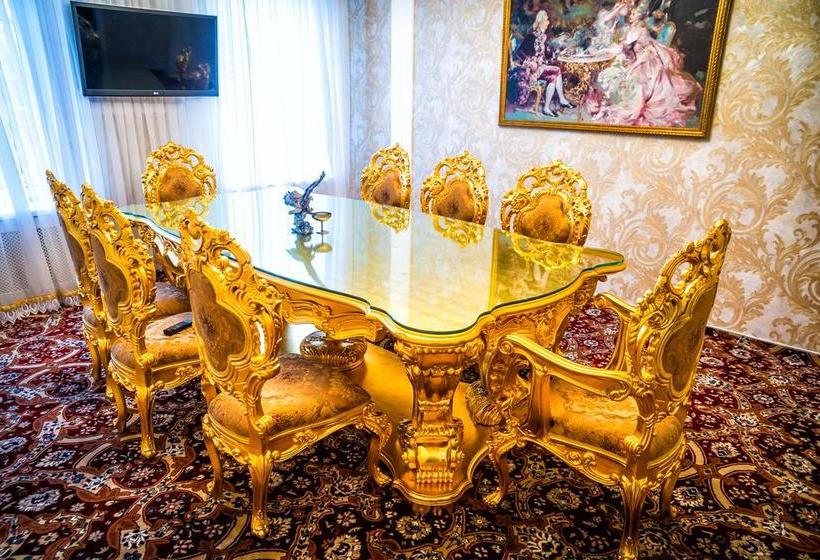 Petrovsky Prichal Luxury Hotel & Spa 14