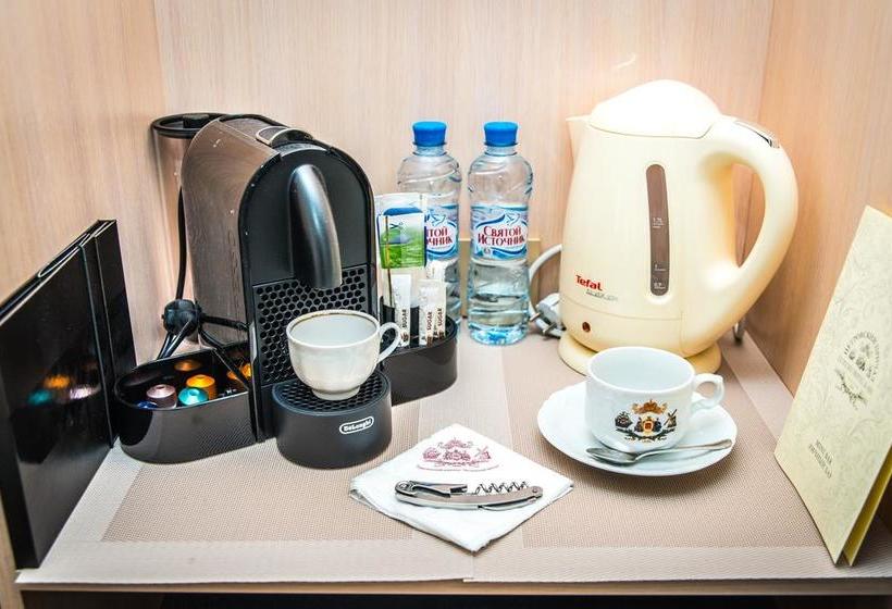 Petrovsky Prichal Luxury Hotel & Spa 3