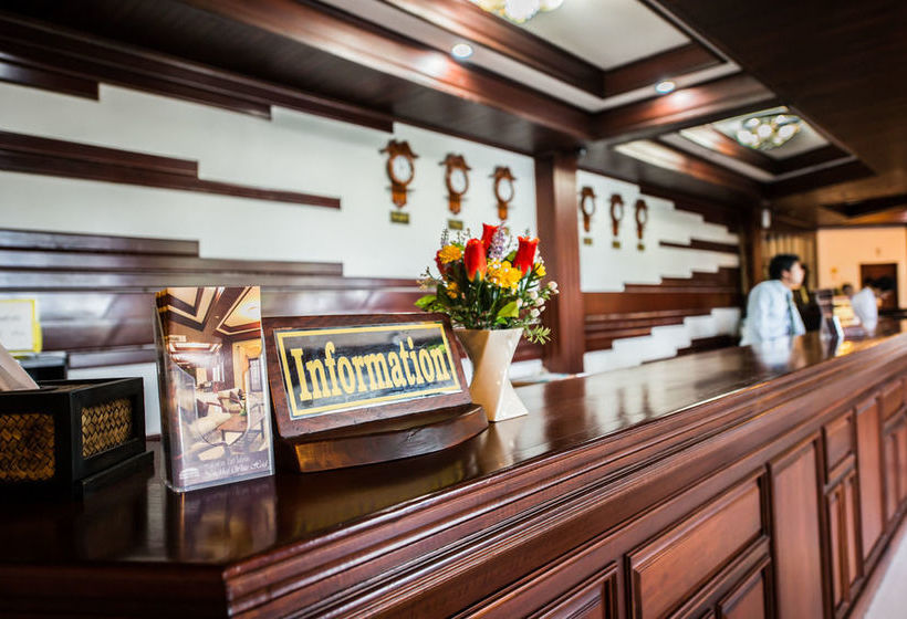 Hotel Nongkhai White 1