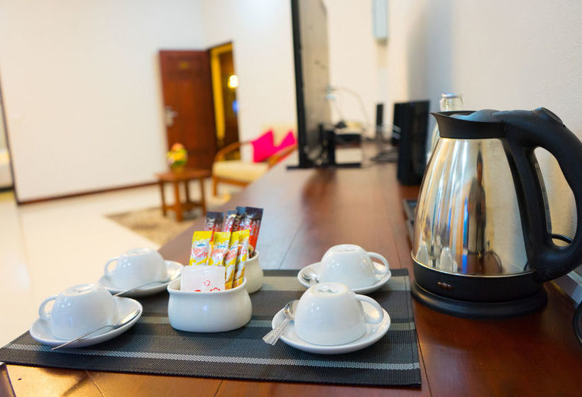 Hotel Nongkhai White 11