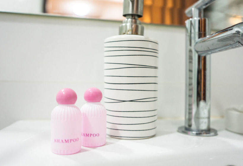 Hotel Nongkhai White 15