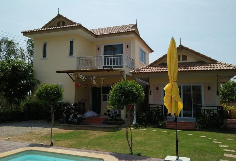 Charm Resort Chaam 1