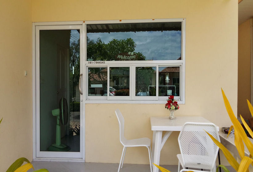 Charm Resort Chaam 4