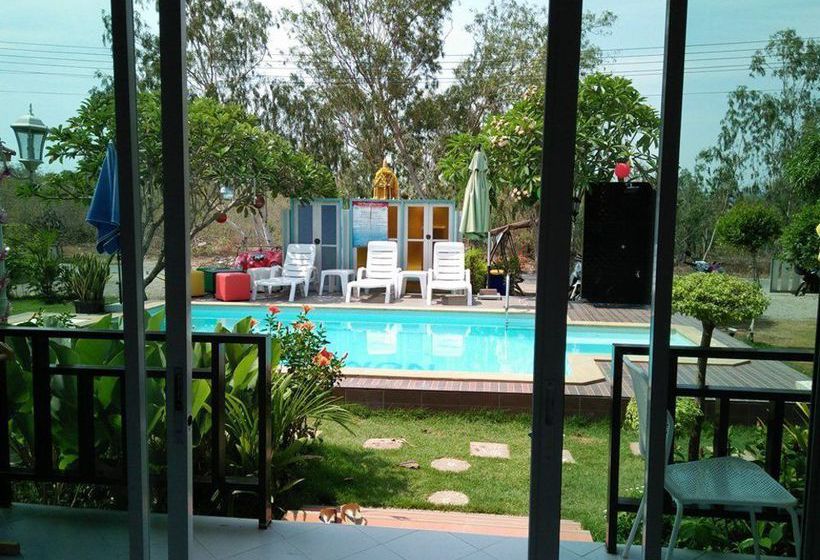 Charm Resort Chaam 9