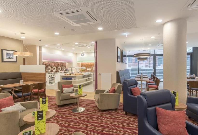 Hotel Hampton By Hilton Hamburg City Centre 8
