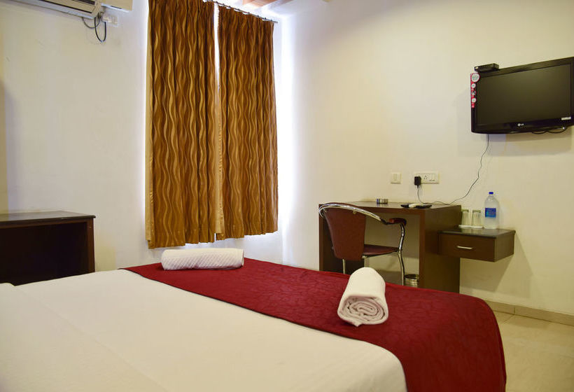 Hotel Zo Rooms Sr Nagar 5