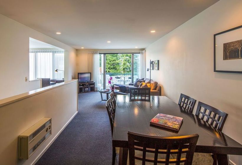 Blue Peaks Apartments 6