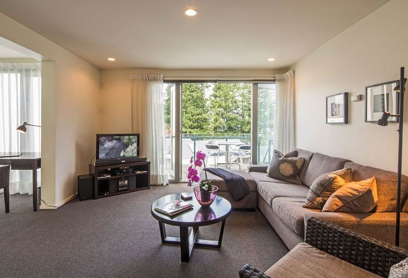 Blue Peaks Apartments 9