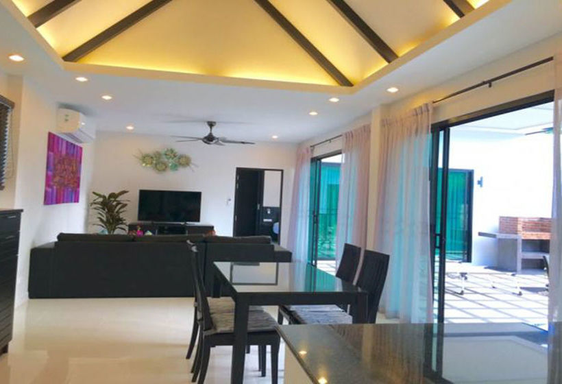 Clos Vougeot Villa by Jetta 9