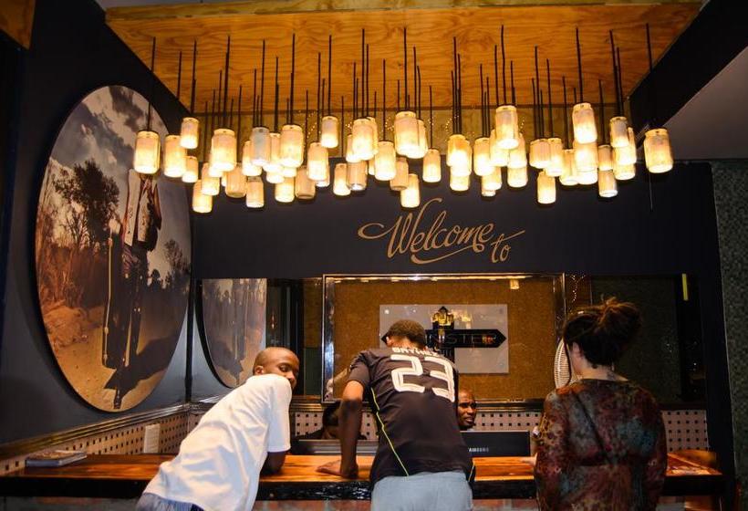 Hotel The Bannister 13