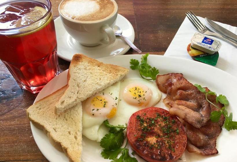 Hotel The Bannister 5