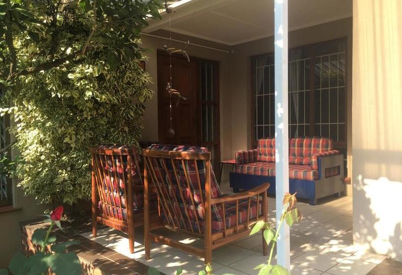 Bed and Breakfast Sunbird Guest House 16