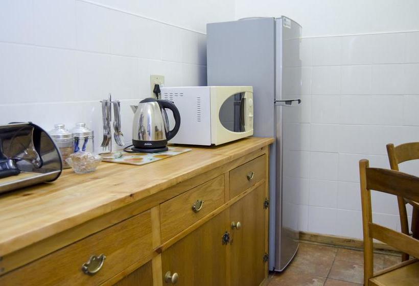 Bed and Breakfast Annies House 4