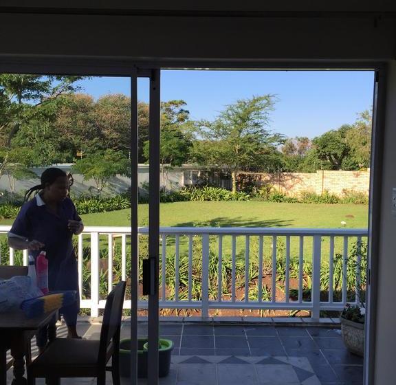 Bed and Breakfast Larkspur Place 2