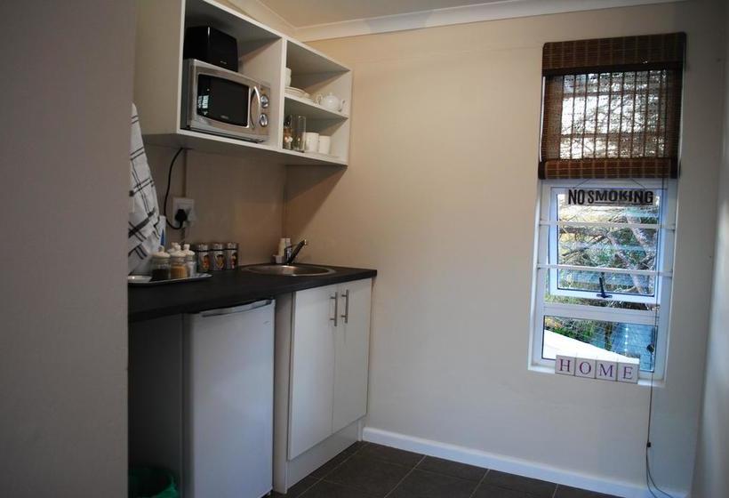 Bed and Breakfast Larkspur Place 4