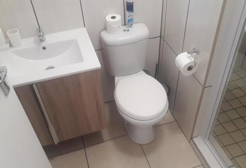 Bed & Breakfast Pretoria East Guest Rooms 11