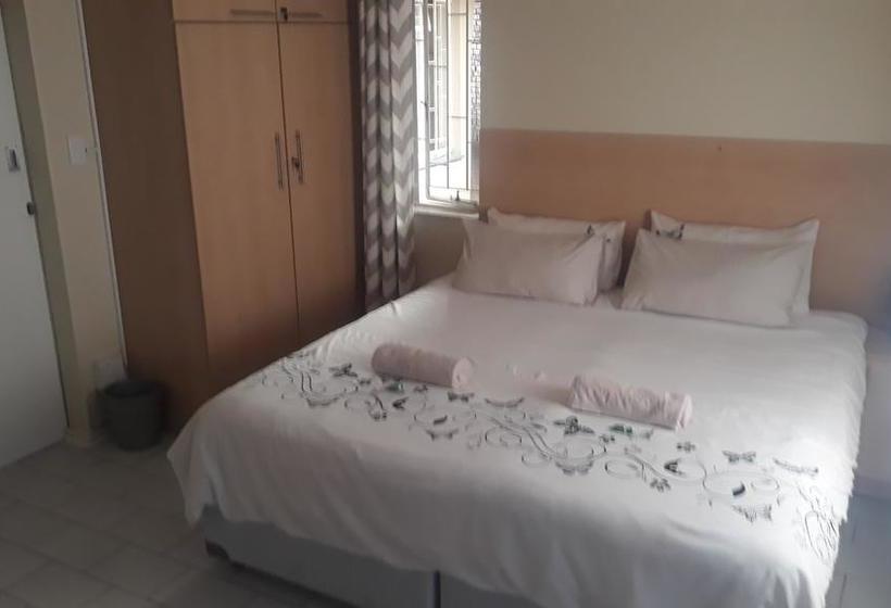 Bed & Breakfast Pretoria East Guest Rooms 15