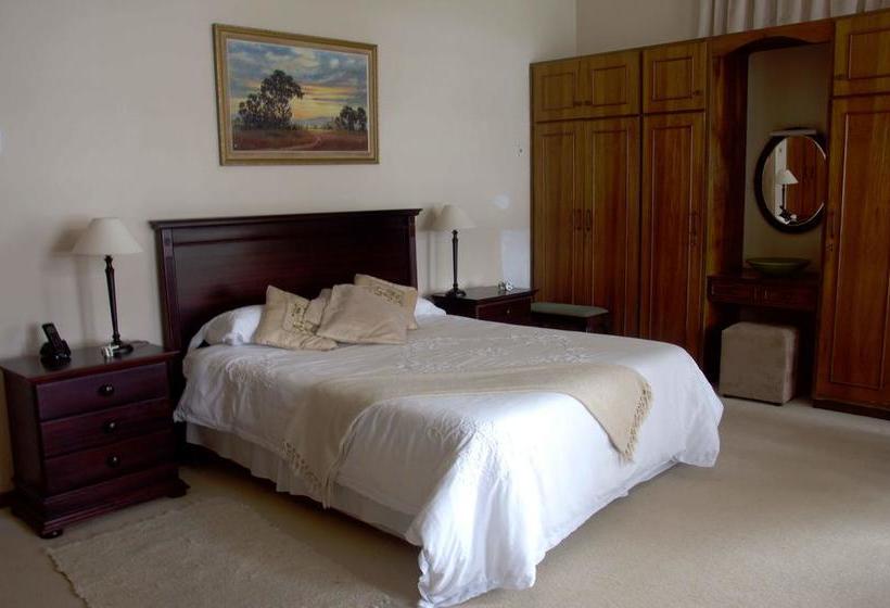 Hostel 28 Towpath On The Riverfront 17