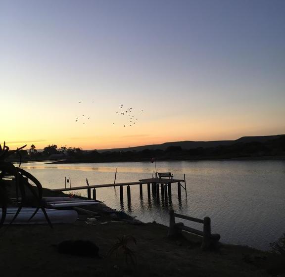 Hostel 28 Towpath On The Riverfront 4