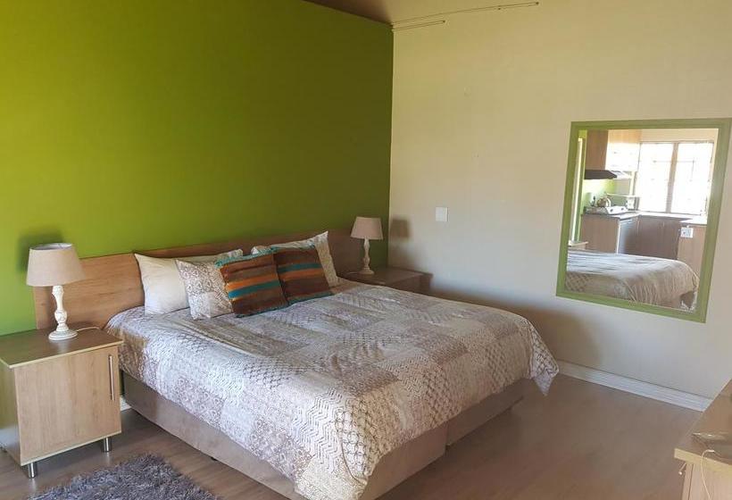 12 On Vaal Drive B & B 1