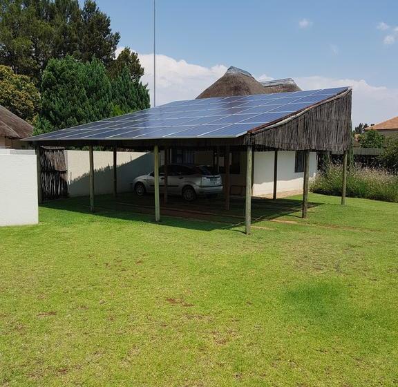 12 On Vaal Drive B & B 16