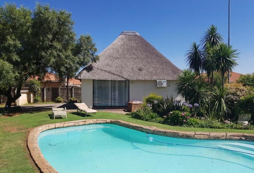 12 On Vaal Drive B & B 8