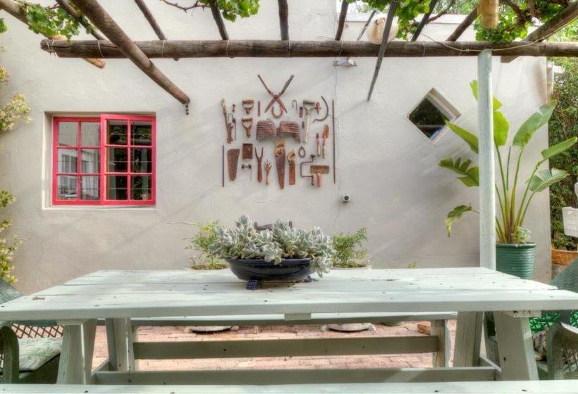 Bed and Breakfast Mai S Guest Lodge 2