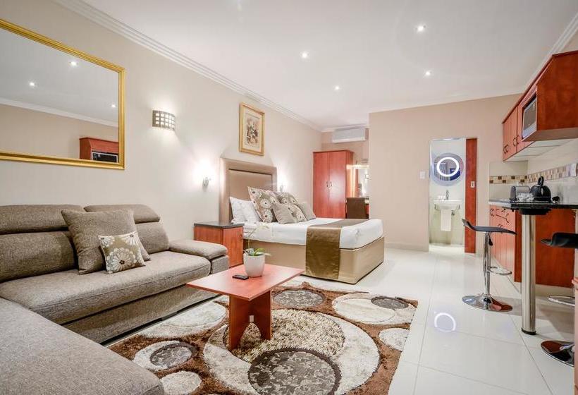 Hotel The Cycad Lodge & Chalets 10