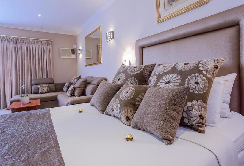 Hotel The Cycad Lodge & Chalets 11