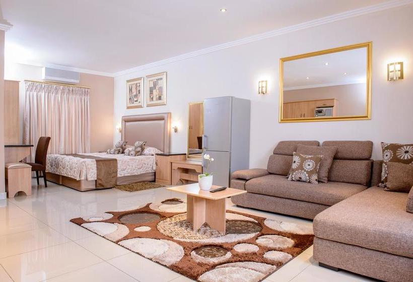 Hotel The Cycad Lodge & Chalets 13