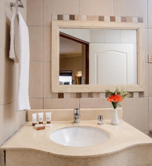 Hotel The Cycad Lodge & Chalets 14